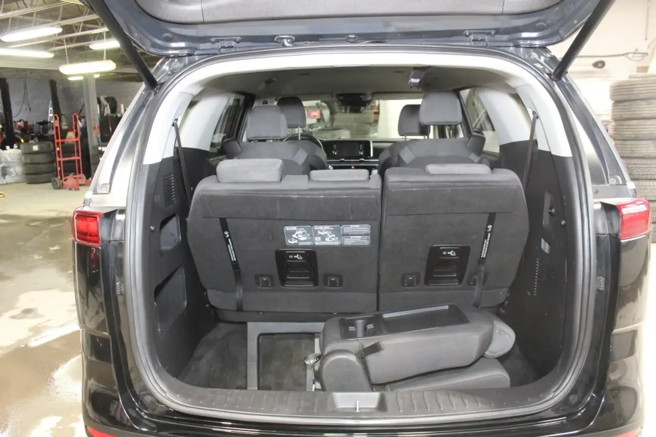 Kia Carnival fotografie Kia Carnival