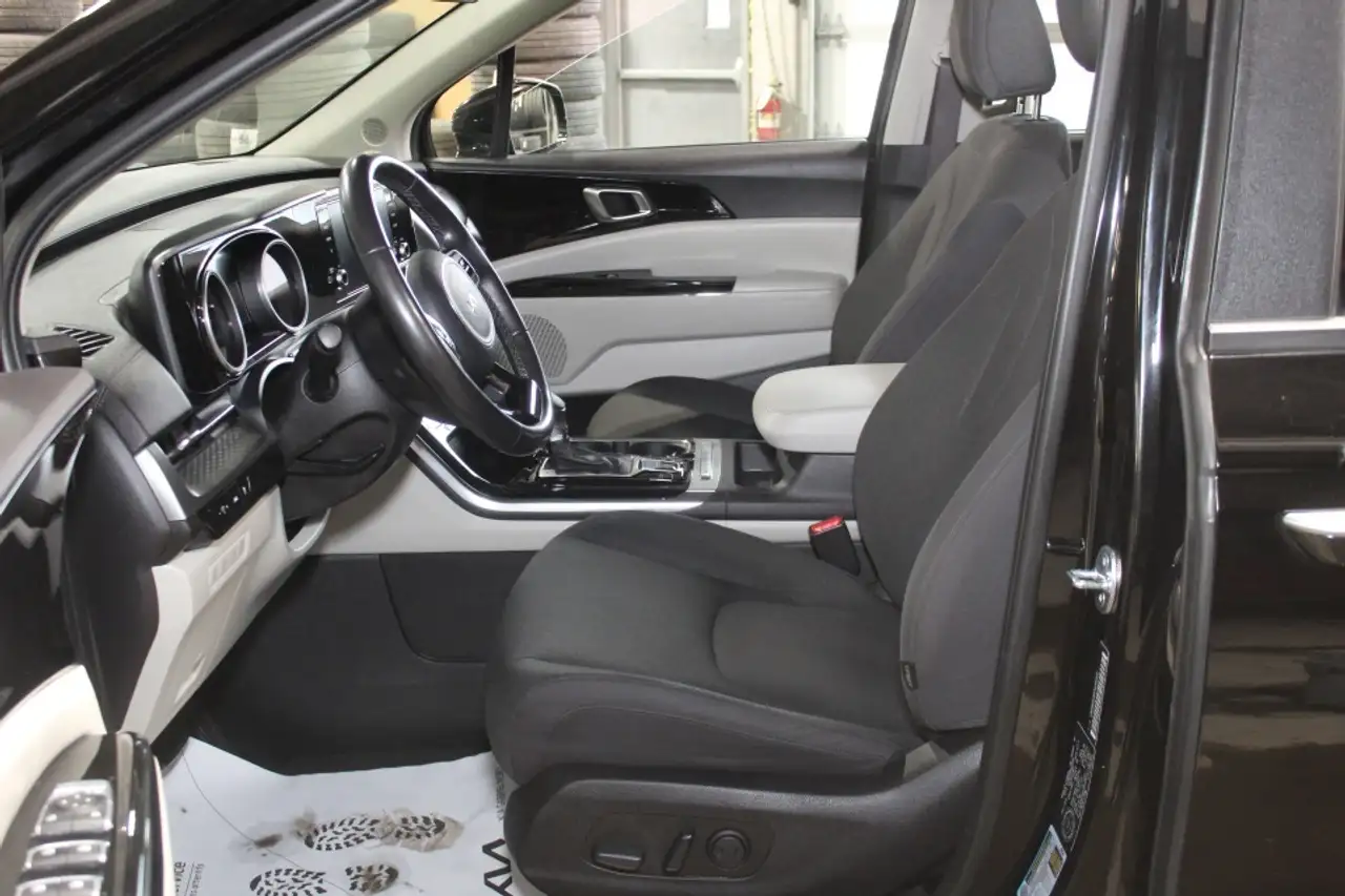 Kia Carnival fotografie Kia Carnival