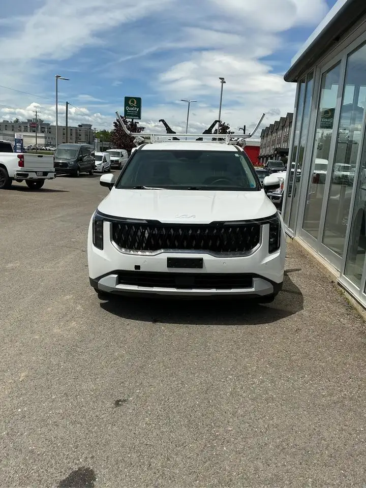 Kia Carnival photo Kia Carnival