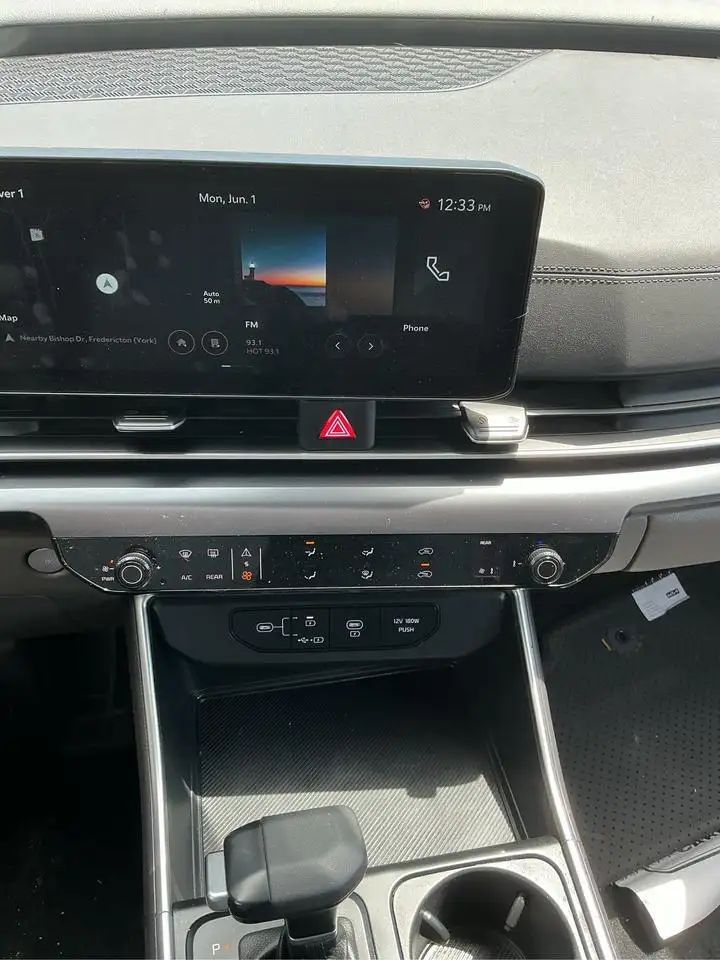 Kia Carnival photo Kia Carnival
