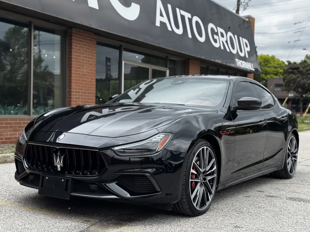 Maserati Ghibli снимка Maserati Ghibli