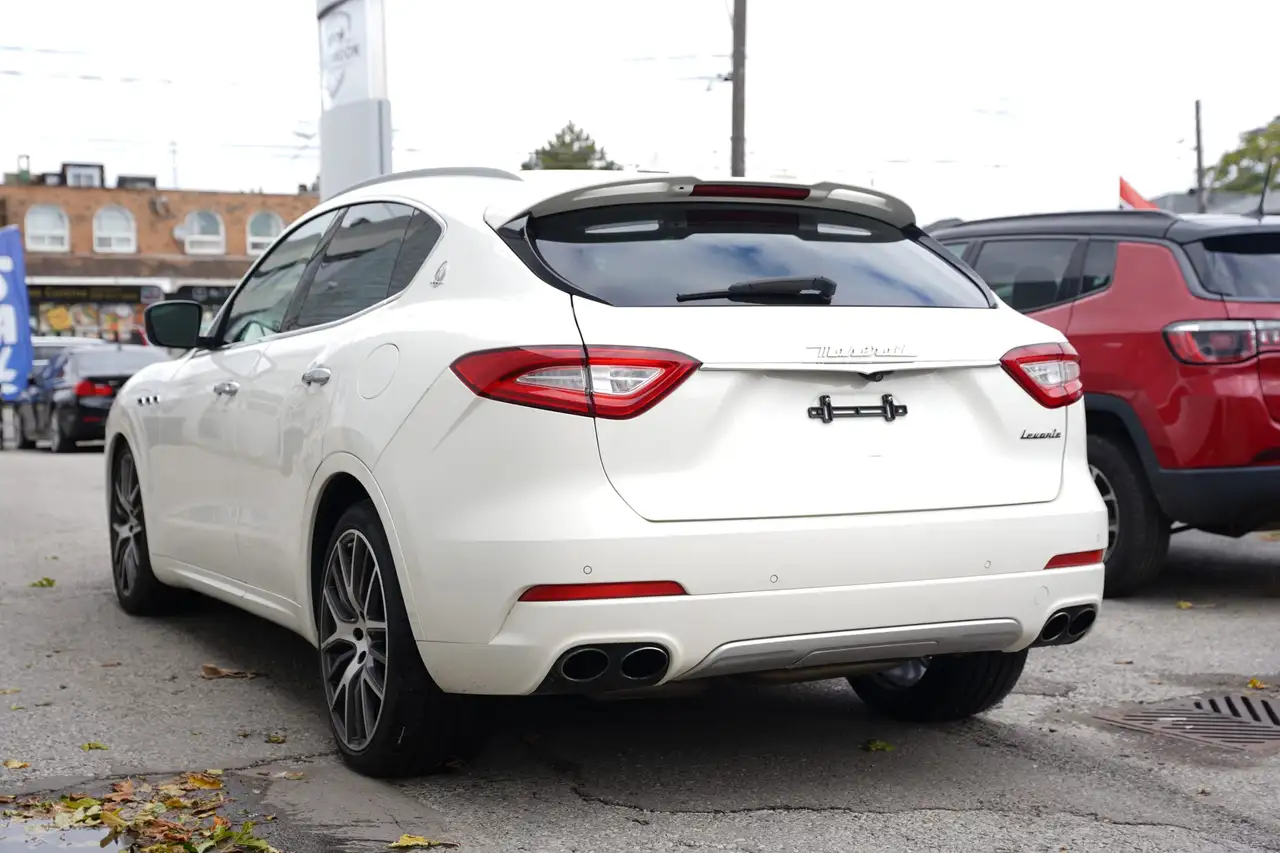 Maserati Levante fotografie Maserati Levante