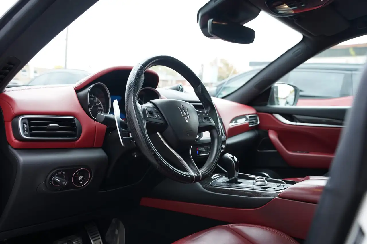 Maserati Levante fotografie Maserati Levante
