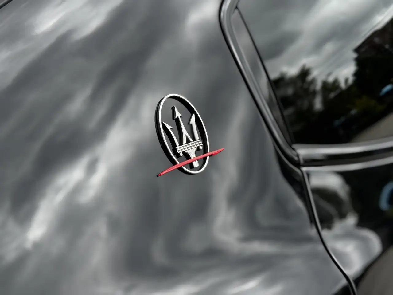 Maserati Ghibli снимка Maserati Ghibli