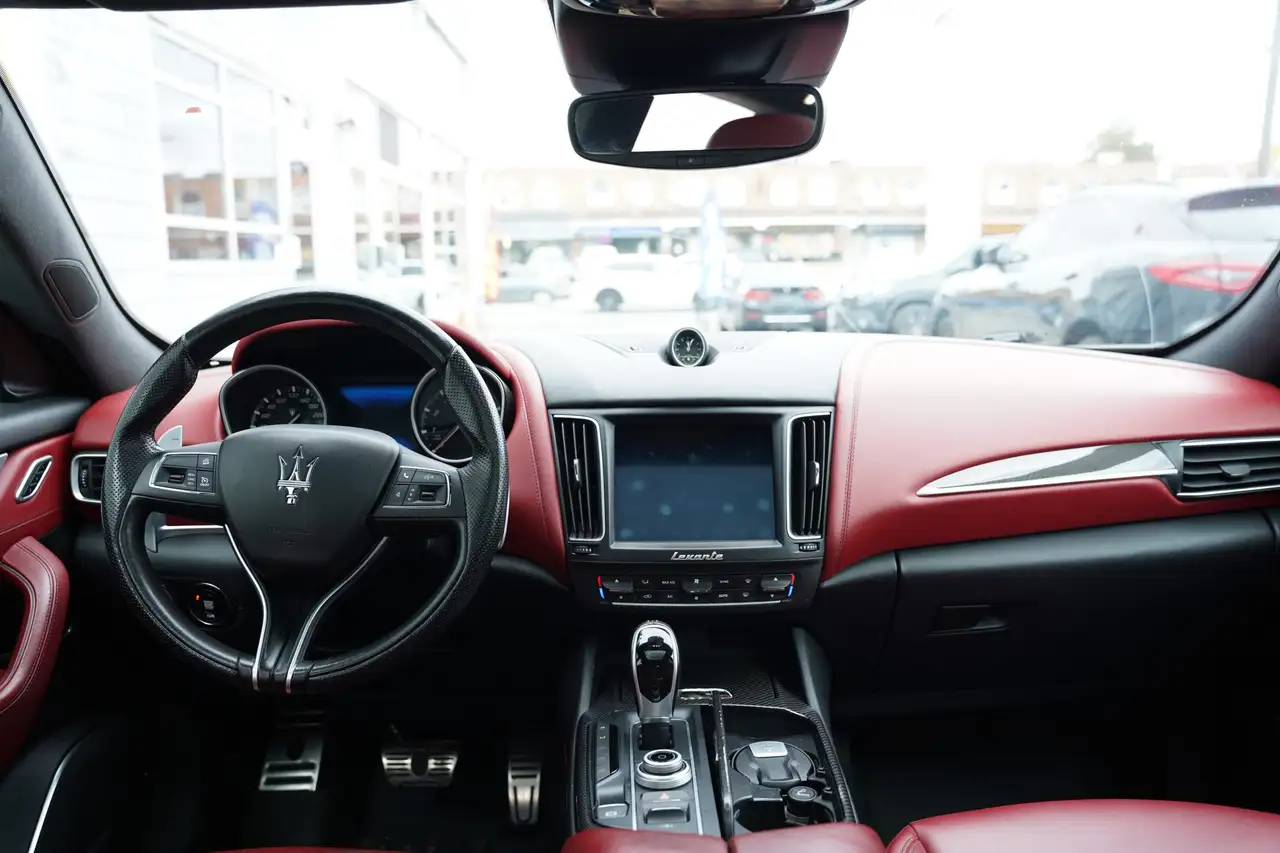 Maserati Levante fotografie Maserati Levante