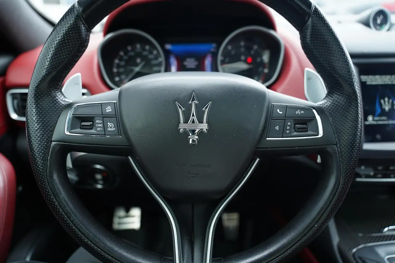 Maserati Levante fotografie Maserati Levante