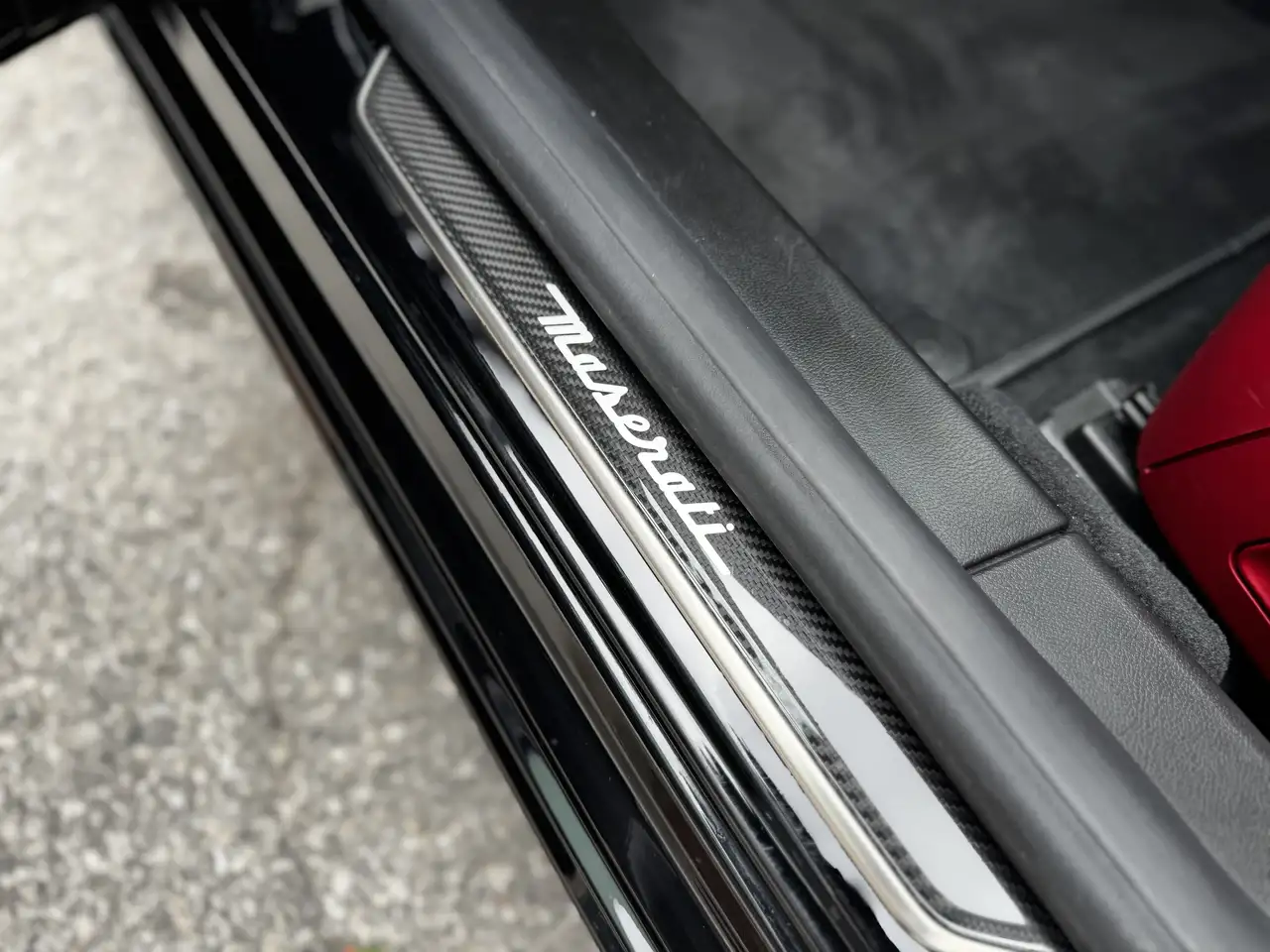Maserati Ghibli снимка Maserati Ghibli