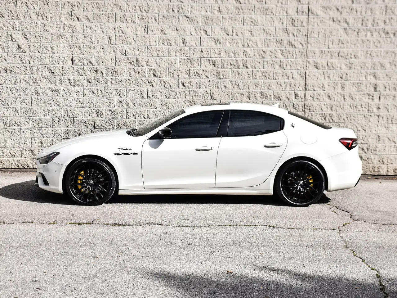 Maserati Ghibli снимка Maserati Ghibli