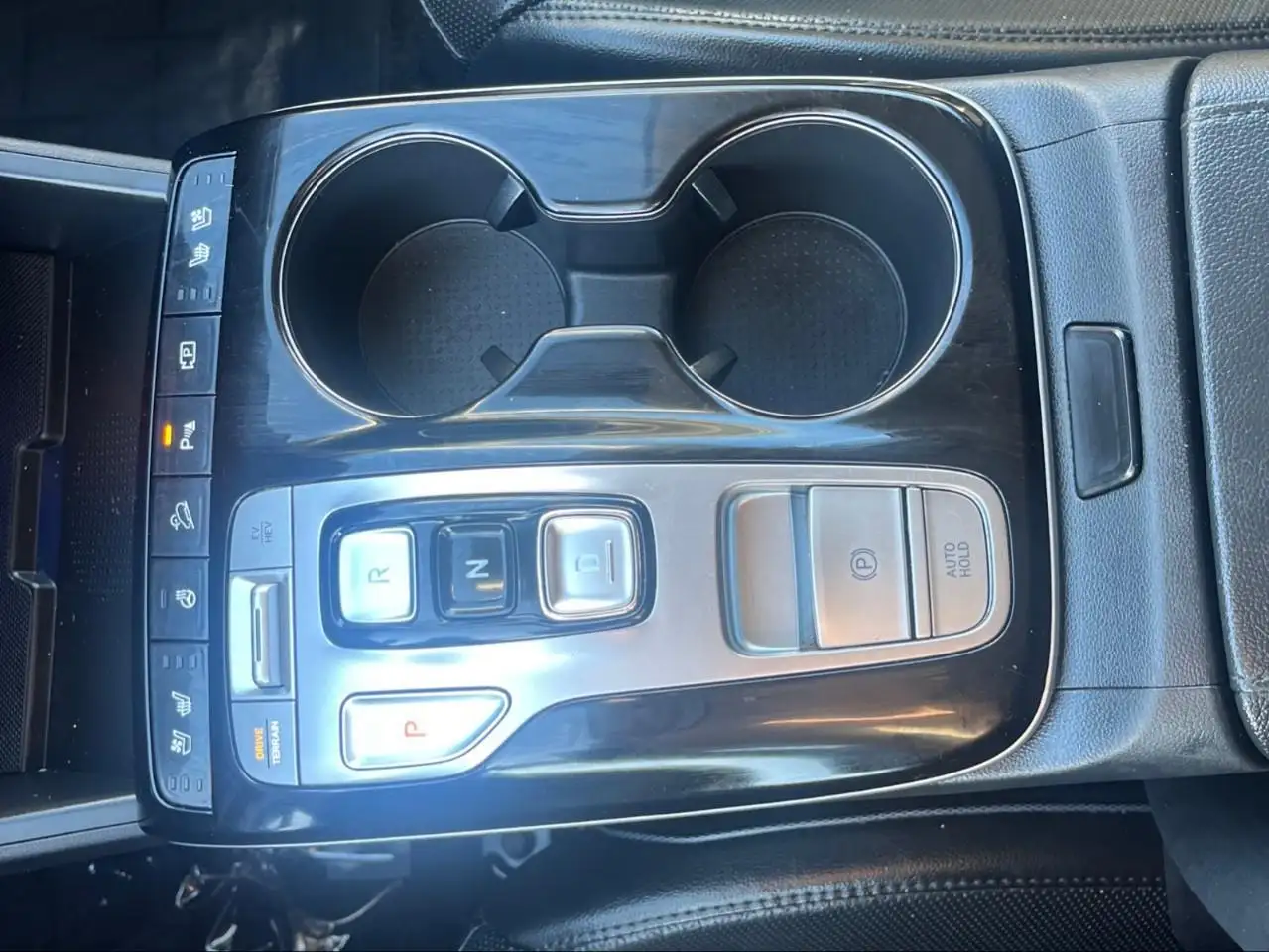 Hyundai TUCSON снимка Hyundai TUCSON