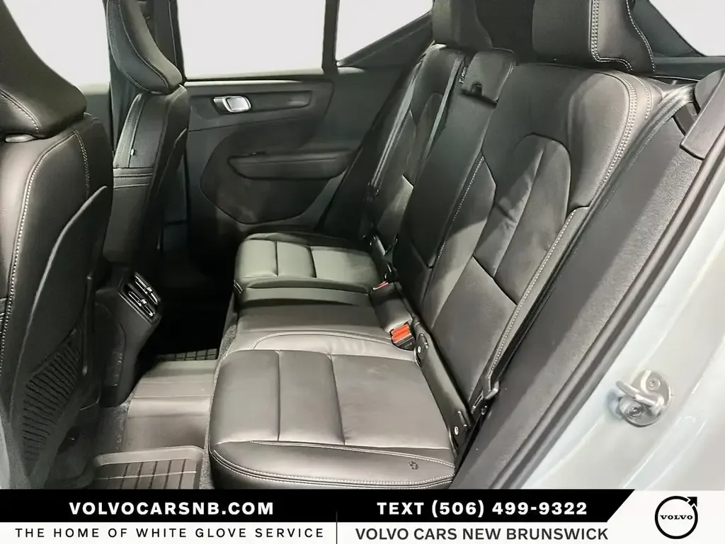 Volvo XC40 photo Volvo XC40