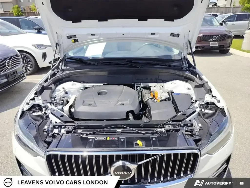 Volvo XC60 снимка Volvo XC60
