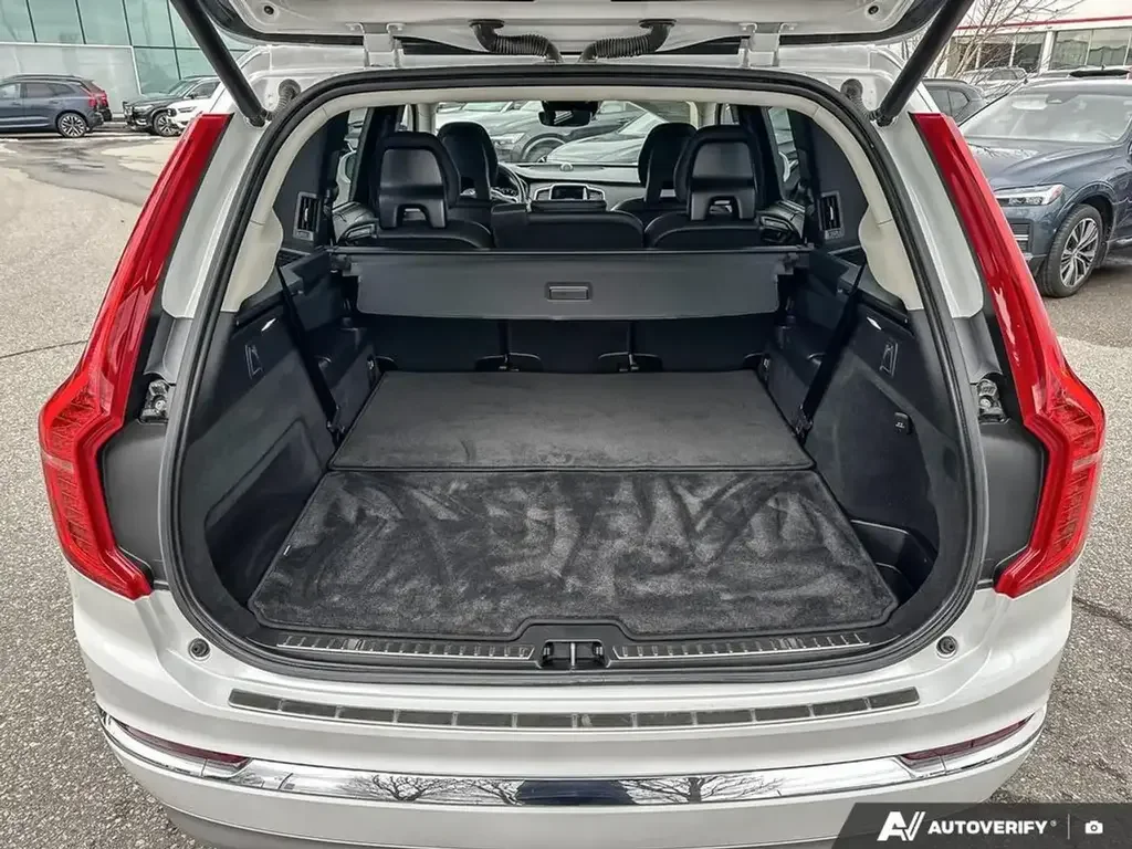Volvo XC90 снимка Volvo XC90