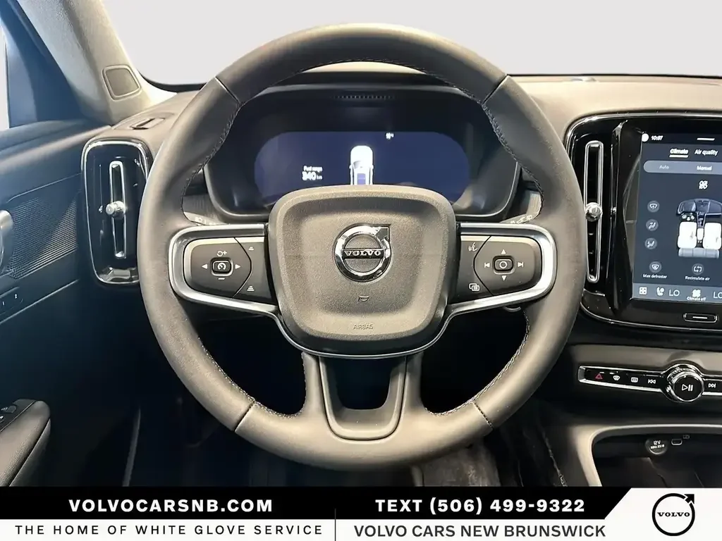 Volvo XC40 photo Volvo XC40