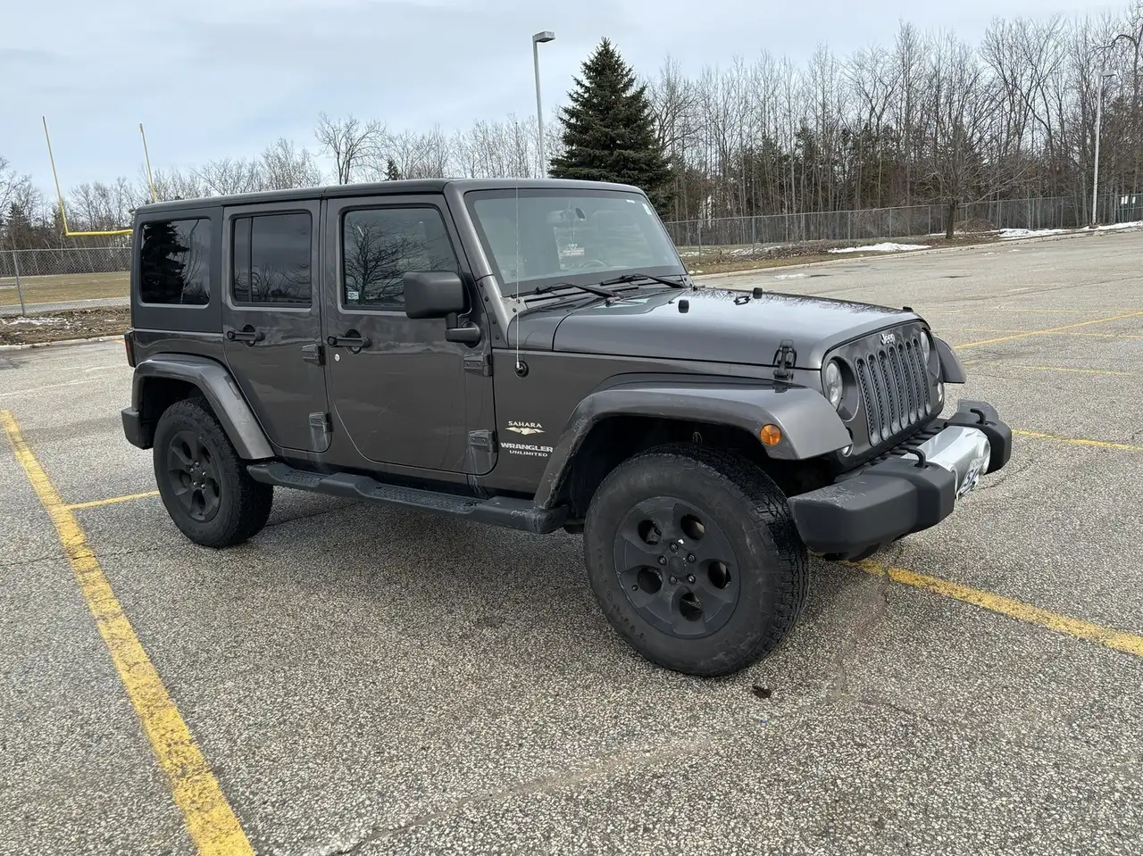 Jeep Wrangler photo Jeep Wrangler