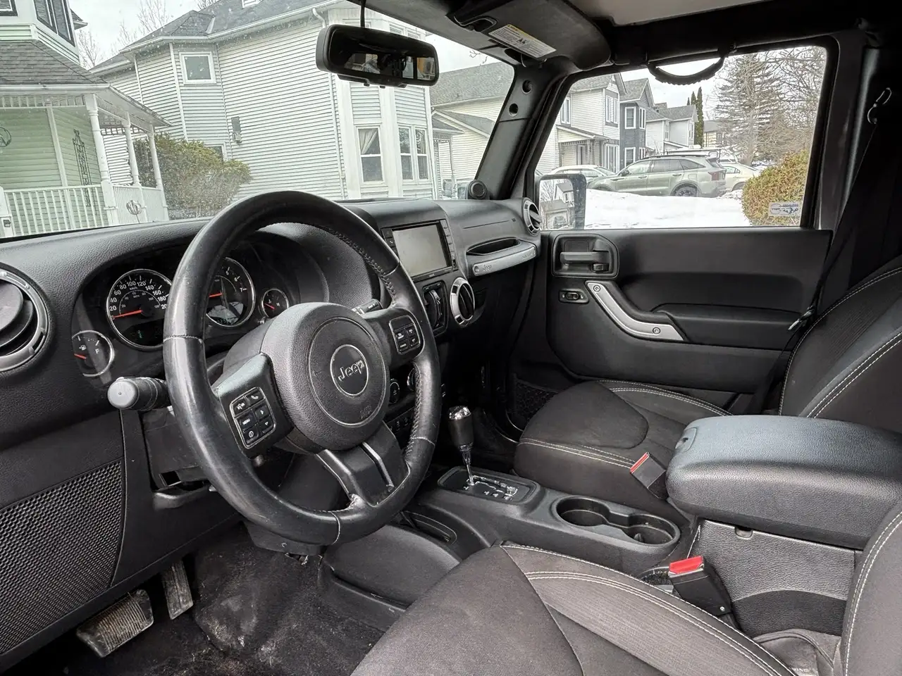 Jeep Wrangler photo Jeep Wrangler