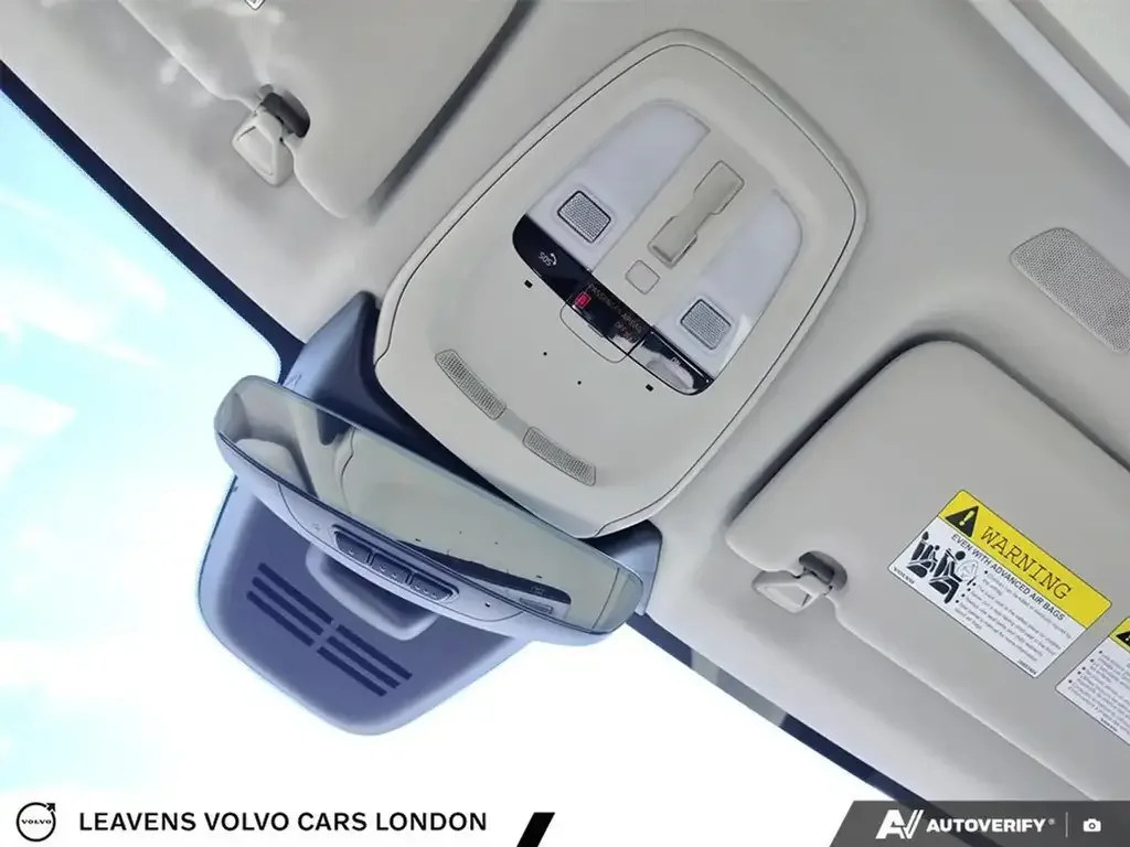 Volvo XC60 снимка Volvo XC60