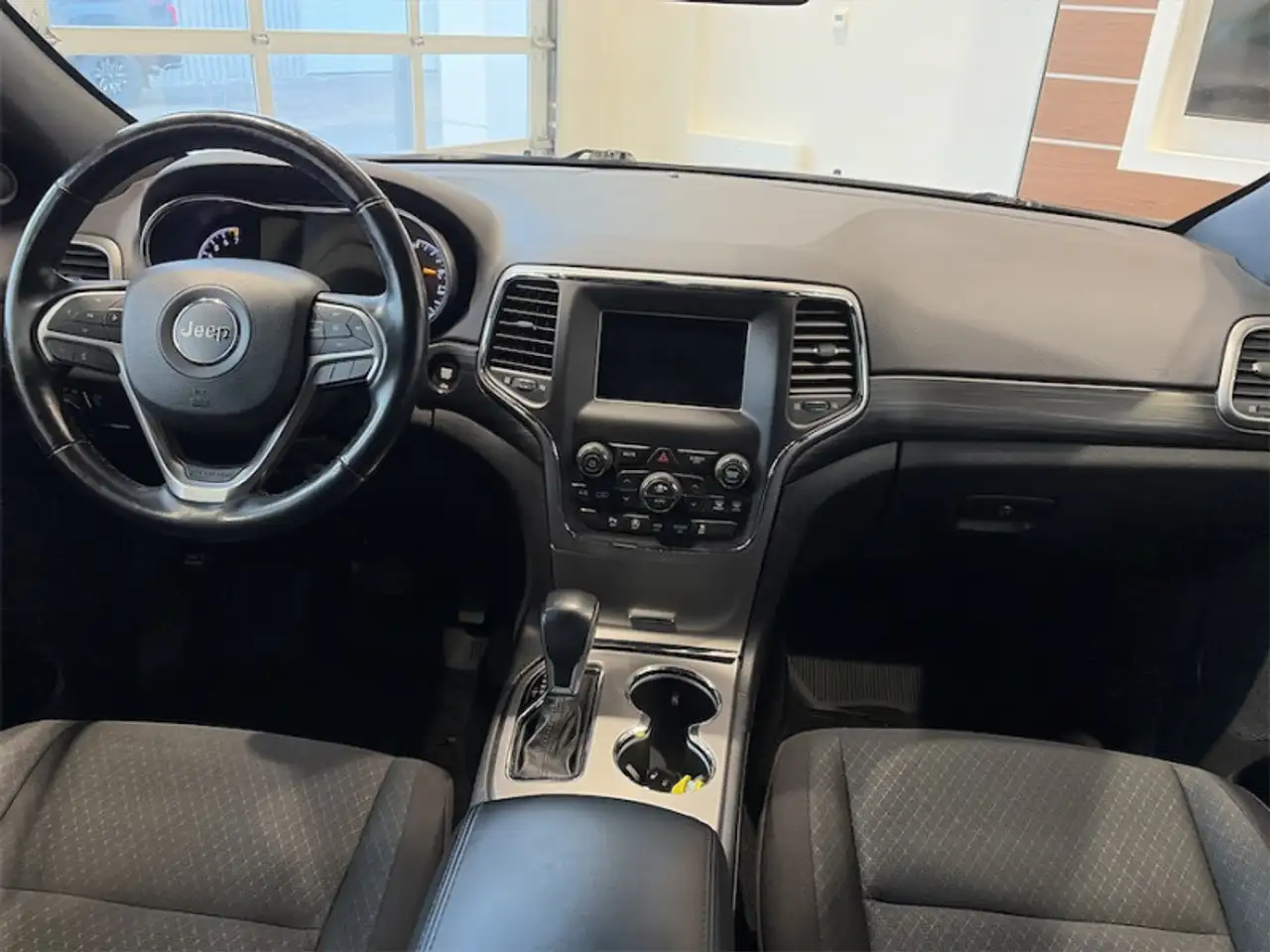 Jeep Grand Cherokee photo Jeep Grand Cherokee