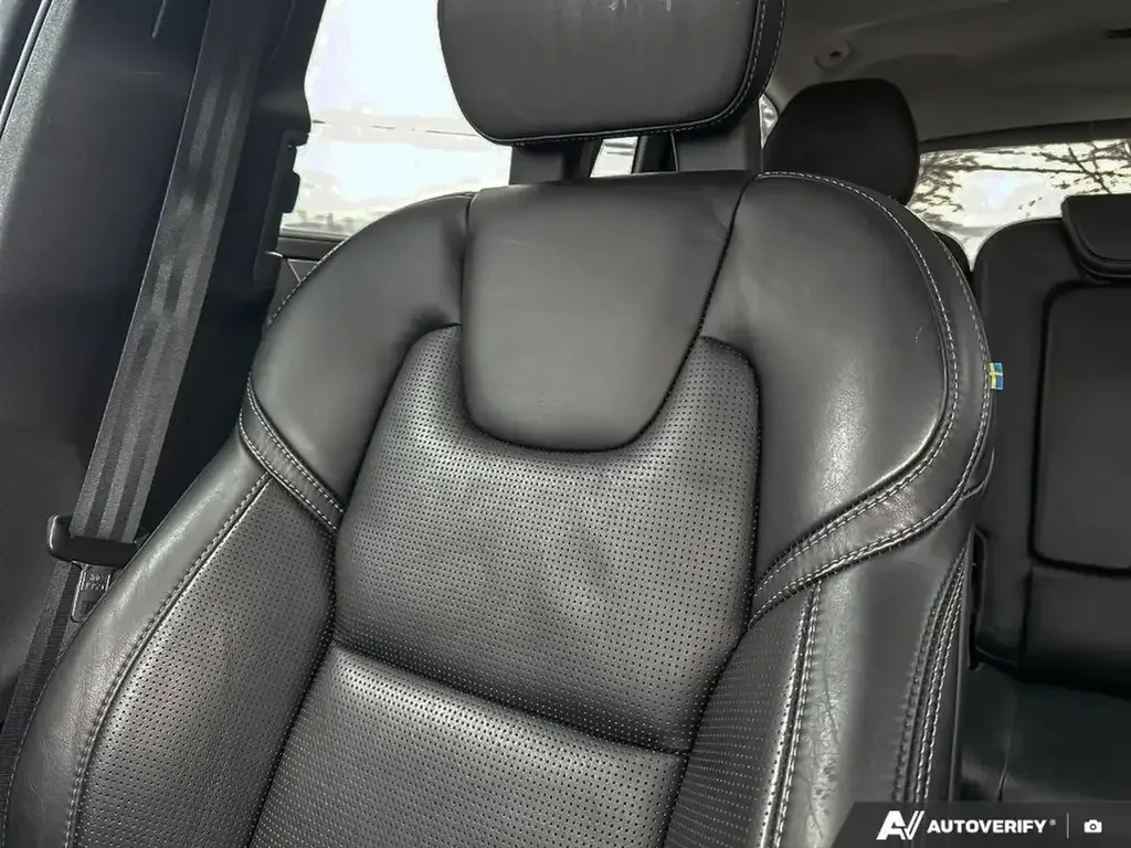 Volvo XC90 снимка Volvo XC90
