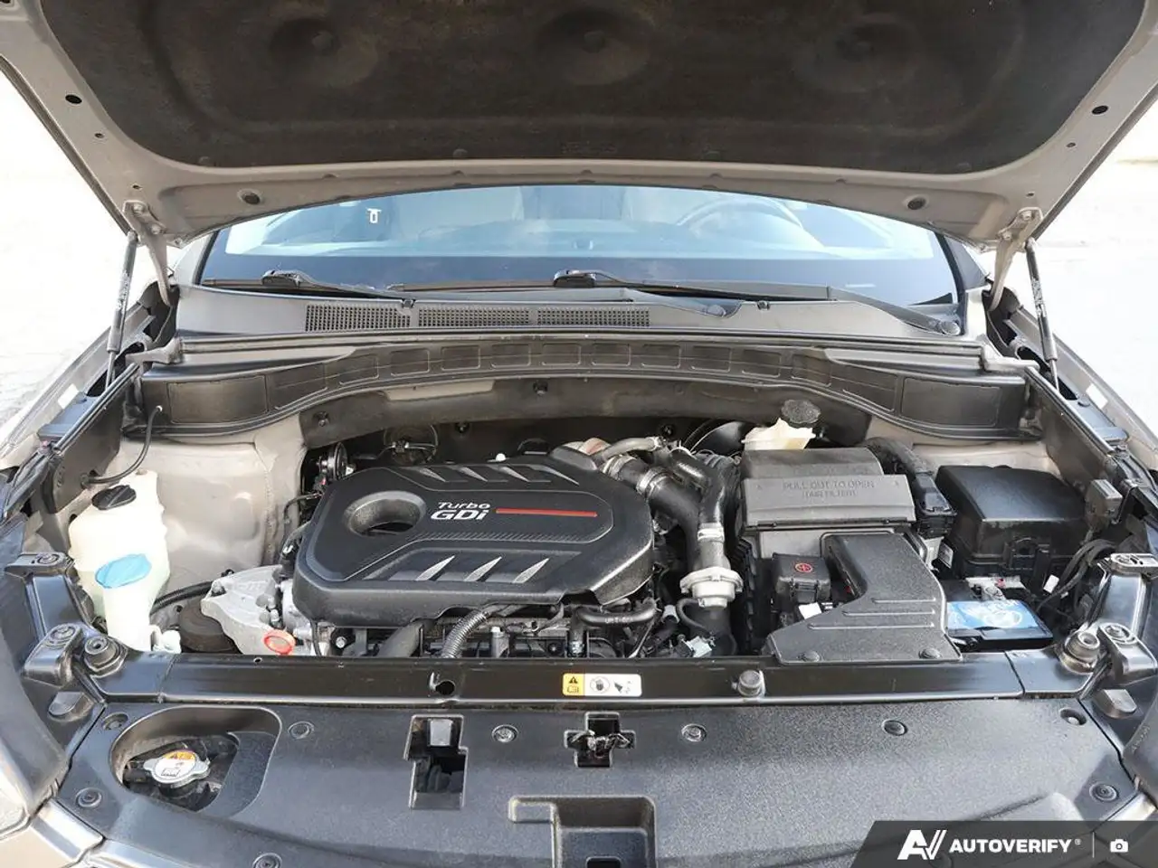 Hyundai SANTA FE снимка Hyundai SANTA FE