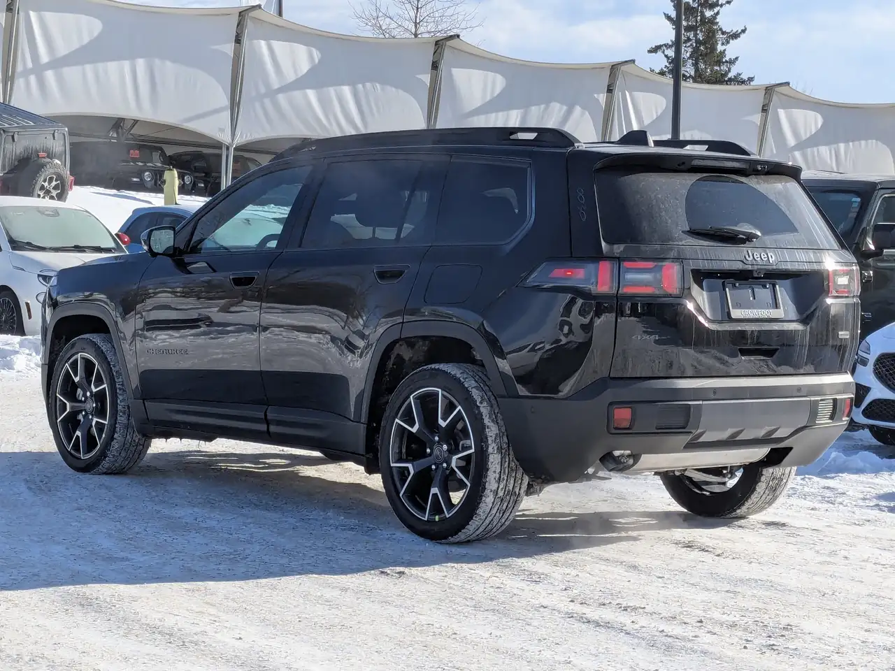 Jeep Cherokee photo Jeep Cherokee