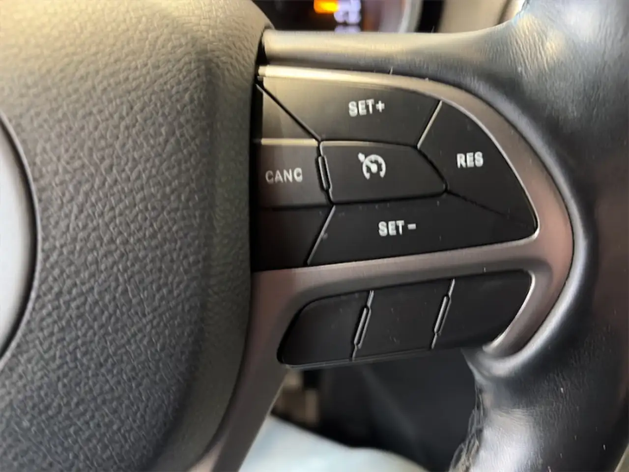 Jeep Grand Cherokee photo Jeep Grand Cherokee