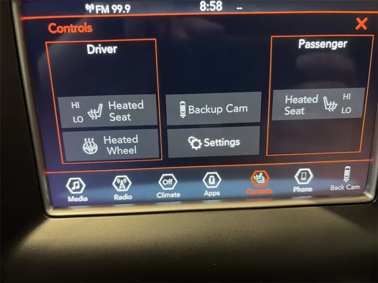 Jeep Grand Cherokee photo Jeep Grand Cherokee