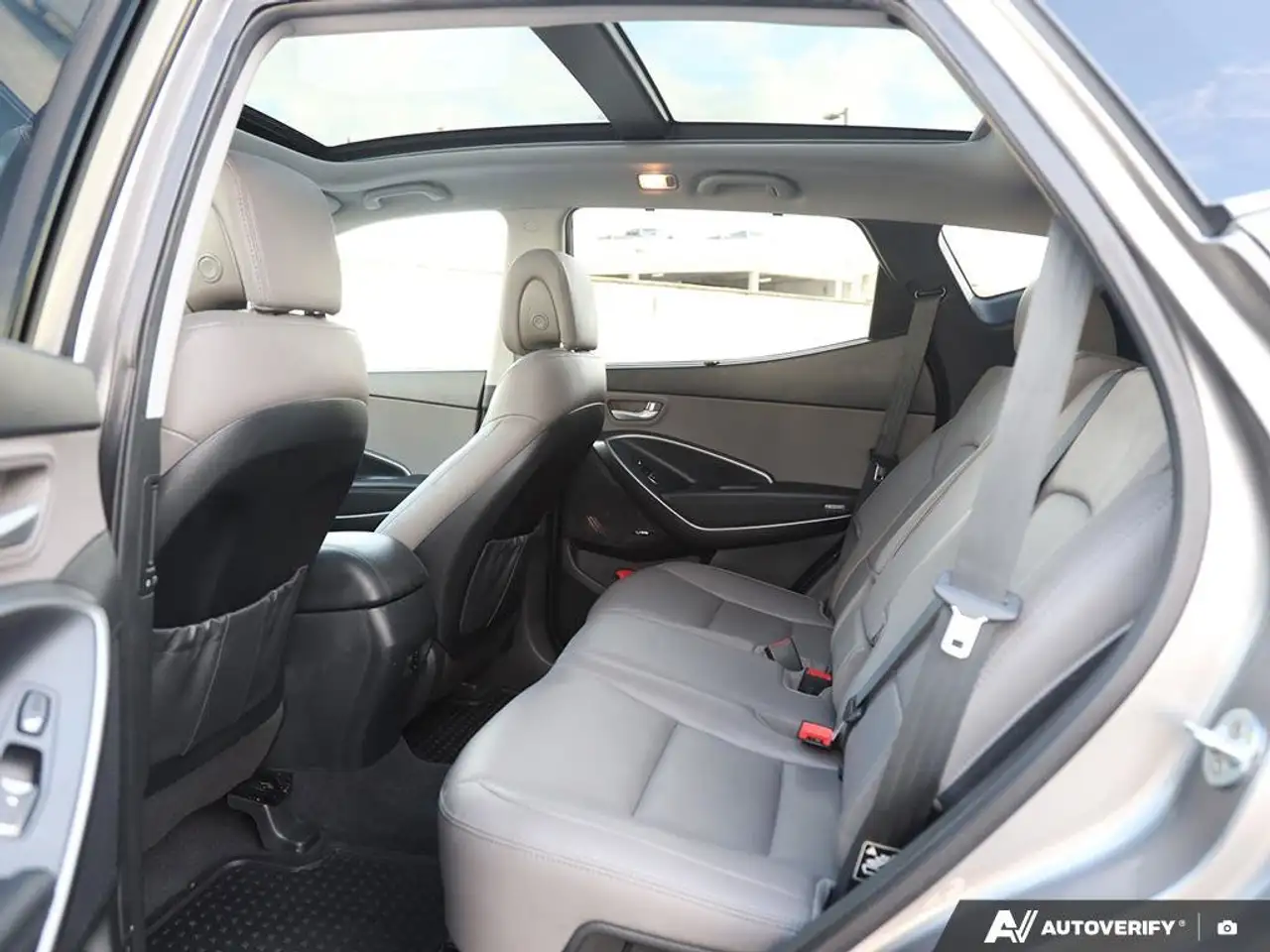 Hyundai SANTA FE снимка Hyundai SANTA FE