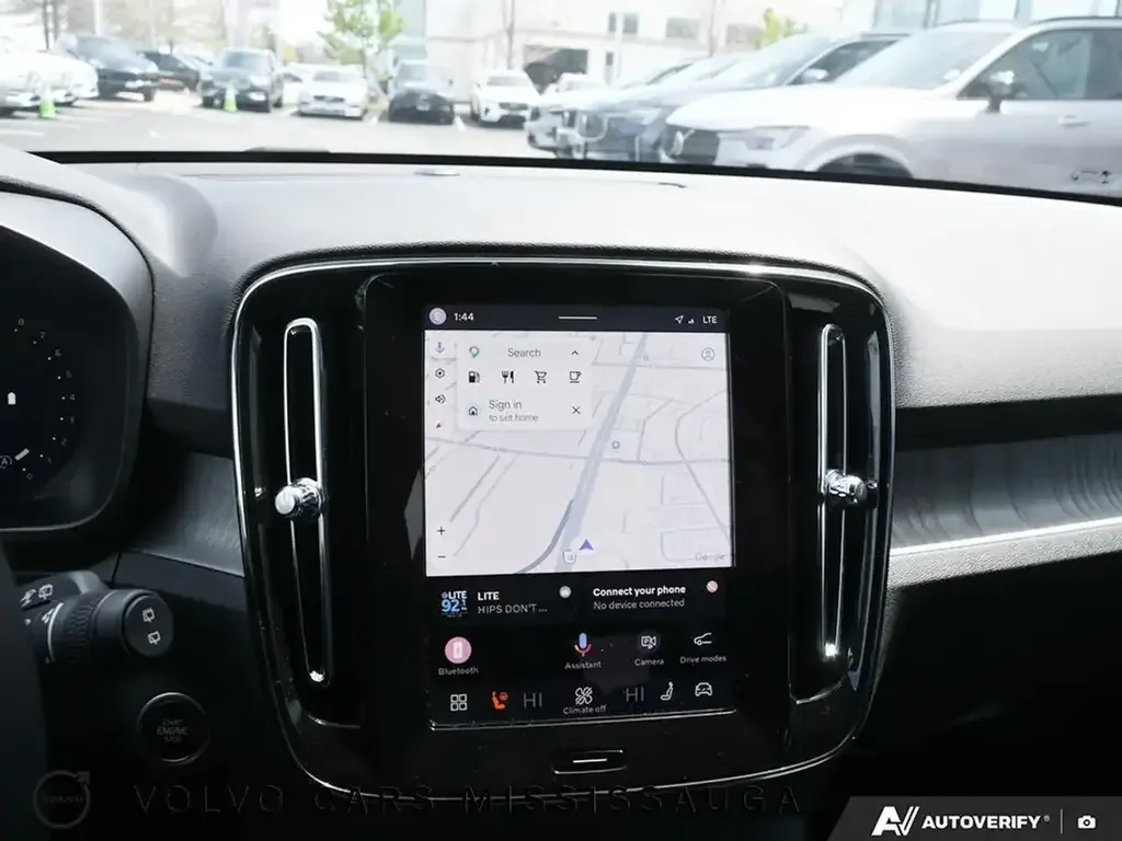 Volvo XC40 снимка Volvo XC40