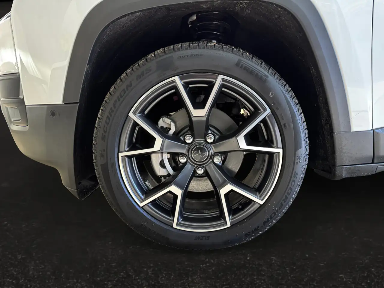 Jeep Cherokee снимка Jeep Cherokee