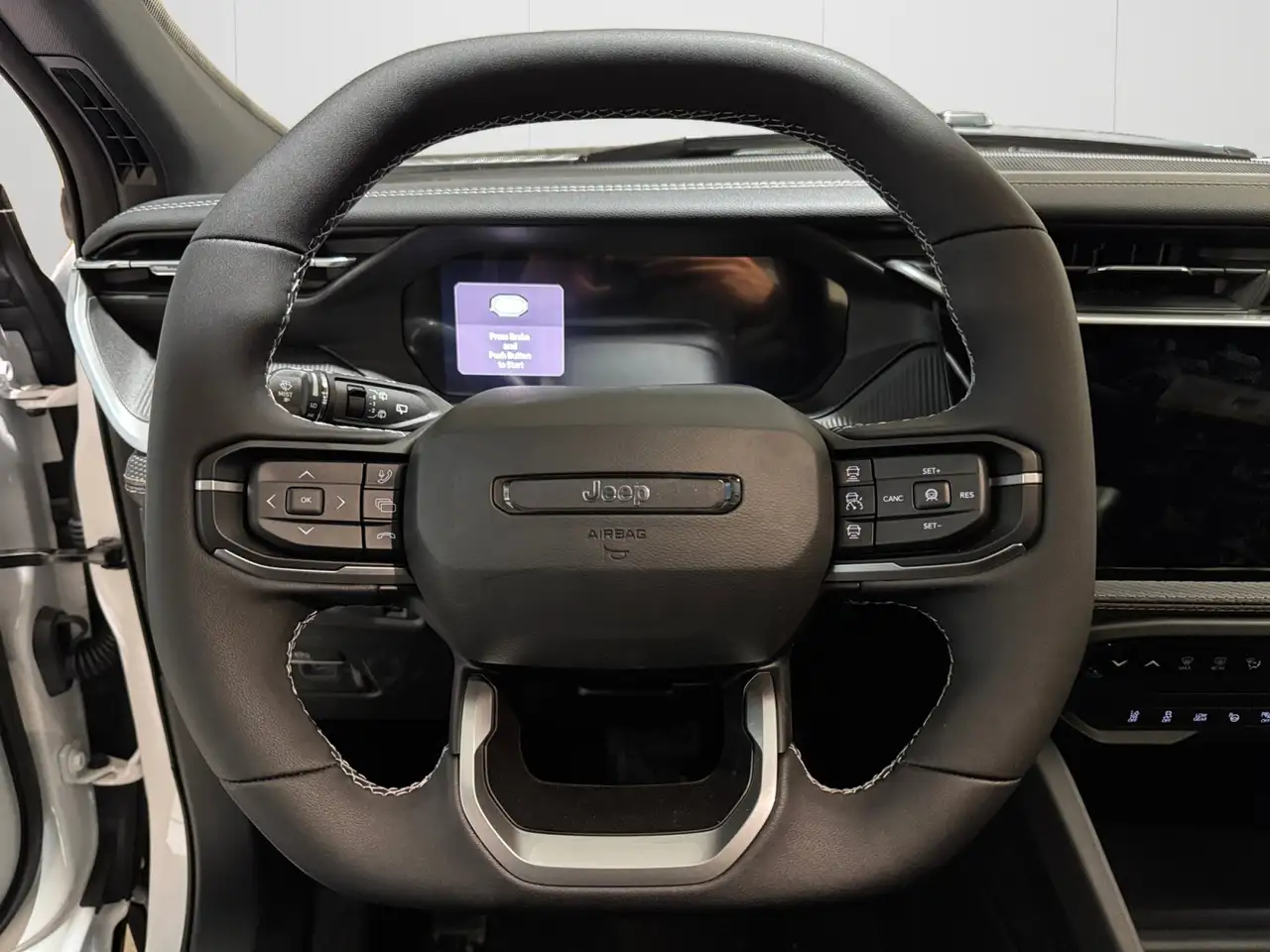 Jeep Cherokee снимка Jeep Cherokee