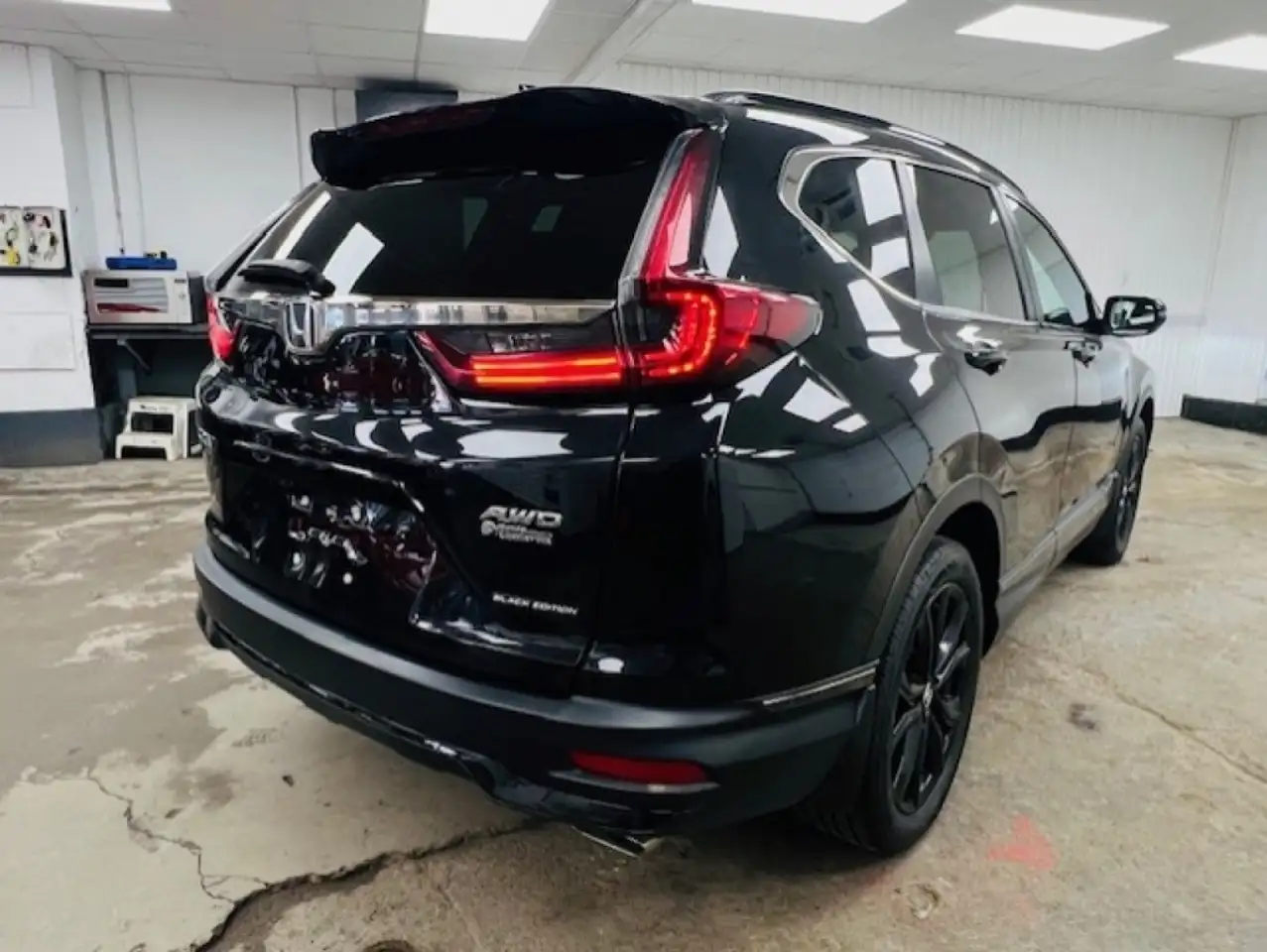 Honda CR-V photo Honda CR-V