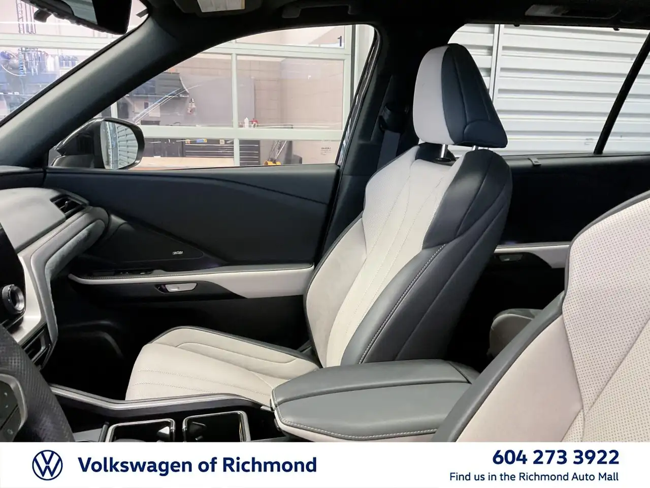 Lexus TX fotografie Lexus TX