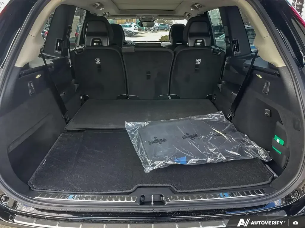 Volvo XC90 снимка Volvo XC90