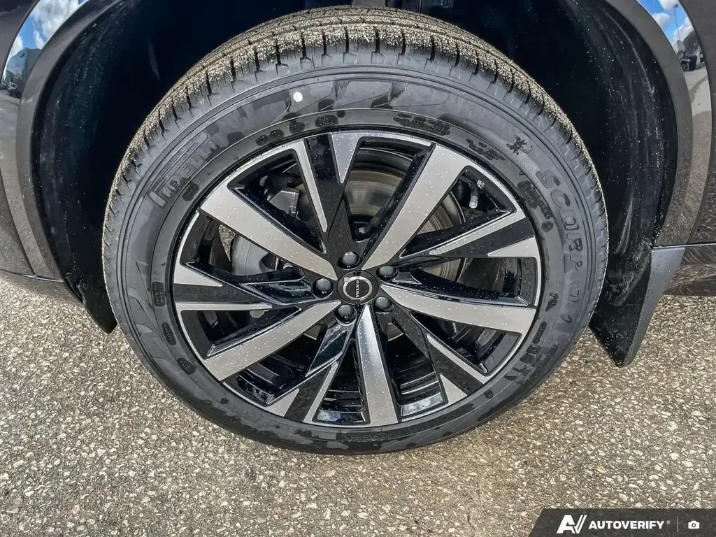 Volvo XC90 снимка Volvo XC90