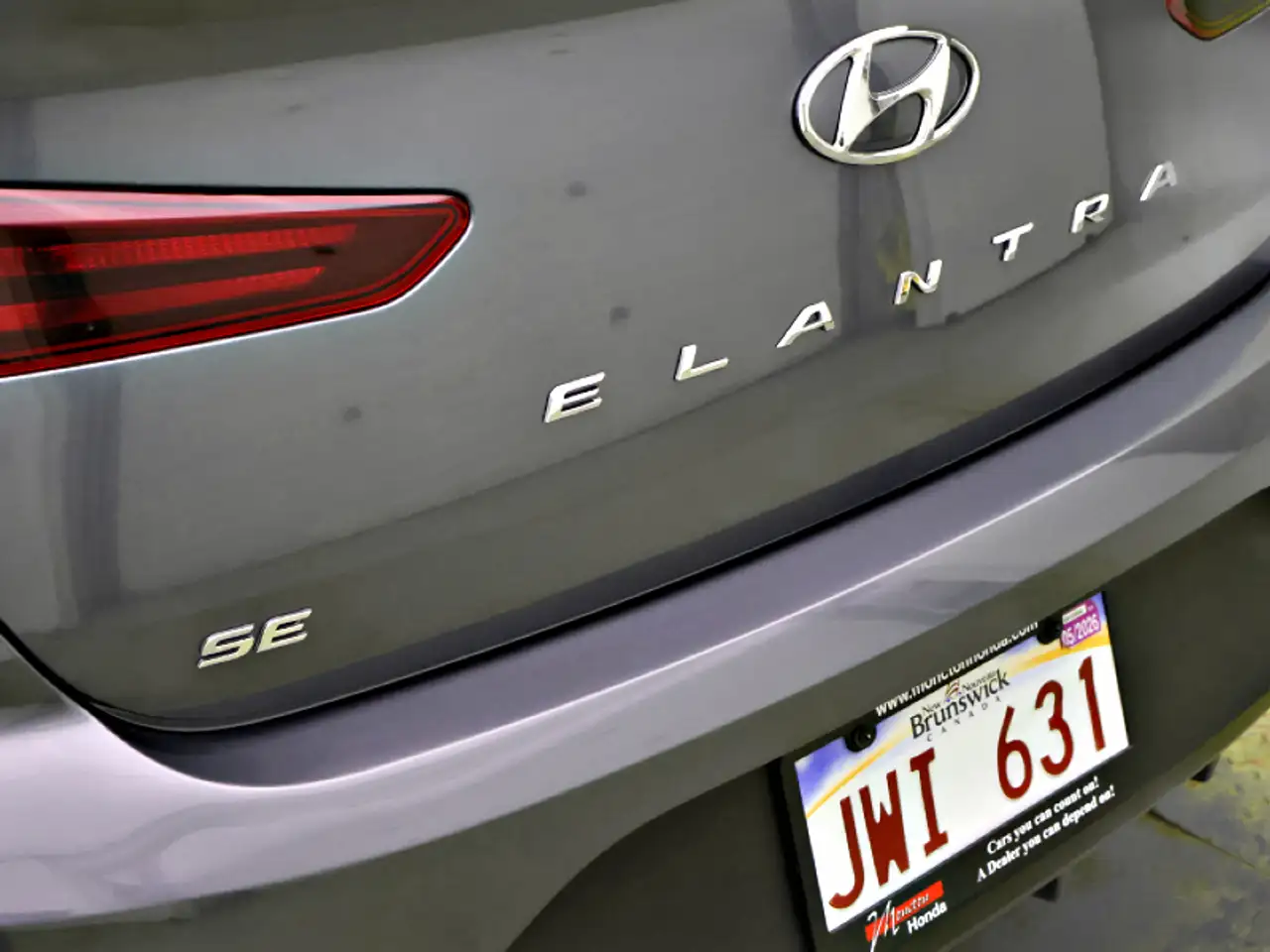 Hyundai ELANTRA снимка Hyundai ELANTRA