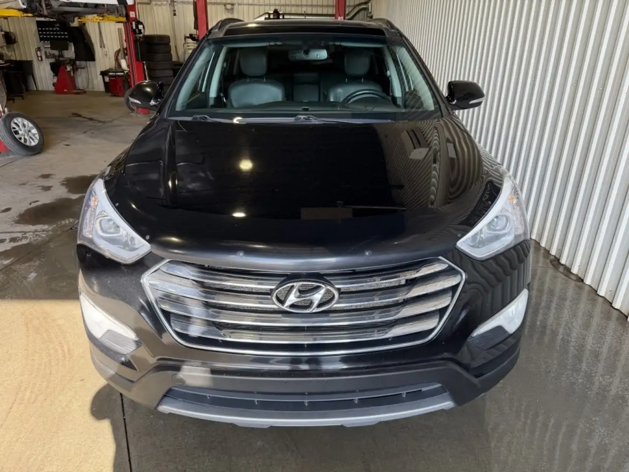 Hyundai SANTA FE photo Hyundai SANTA FE