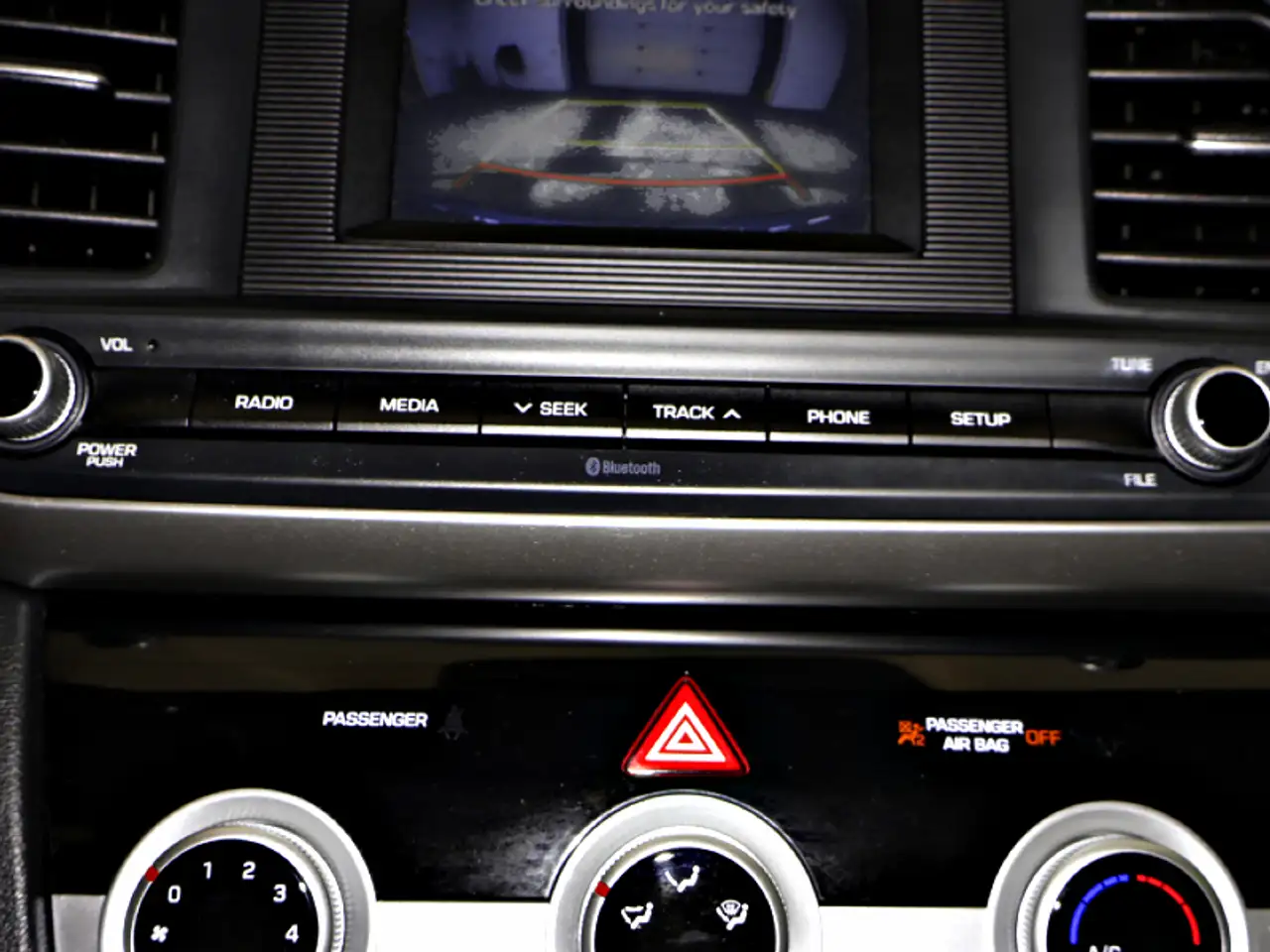 Hyundai ELANTRA снимка Hyundai ELANTRA