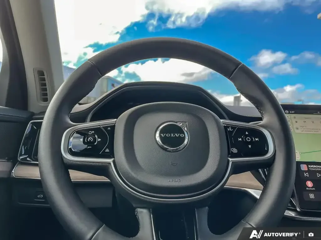 Volvo XC90 снимка Volvo XC90