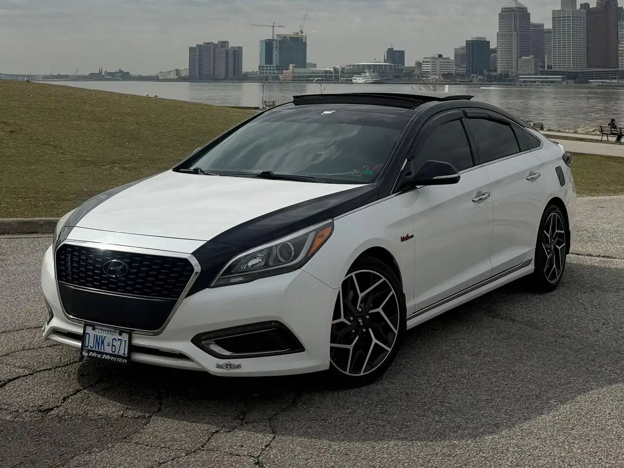 2016 Hyundai SONATA