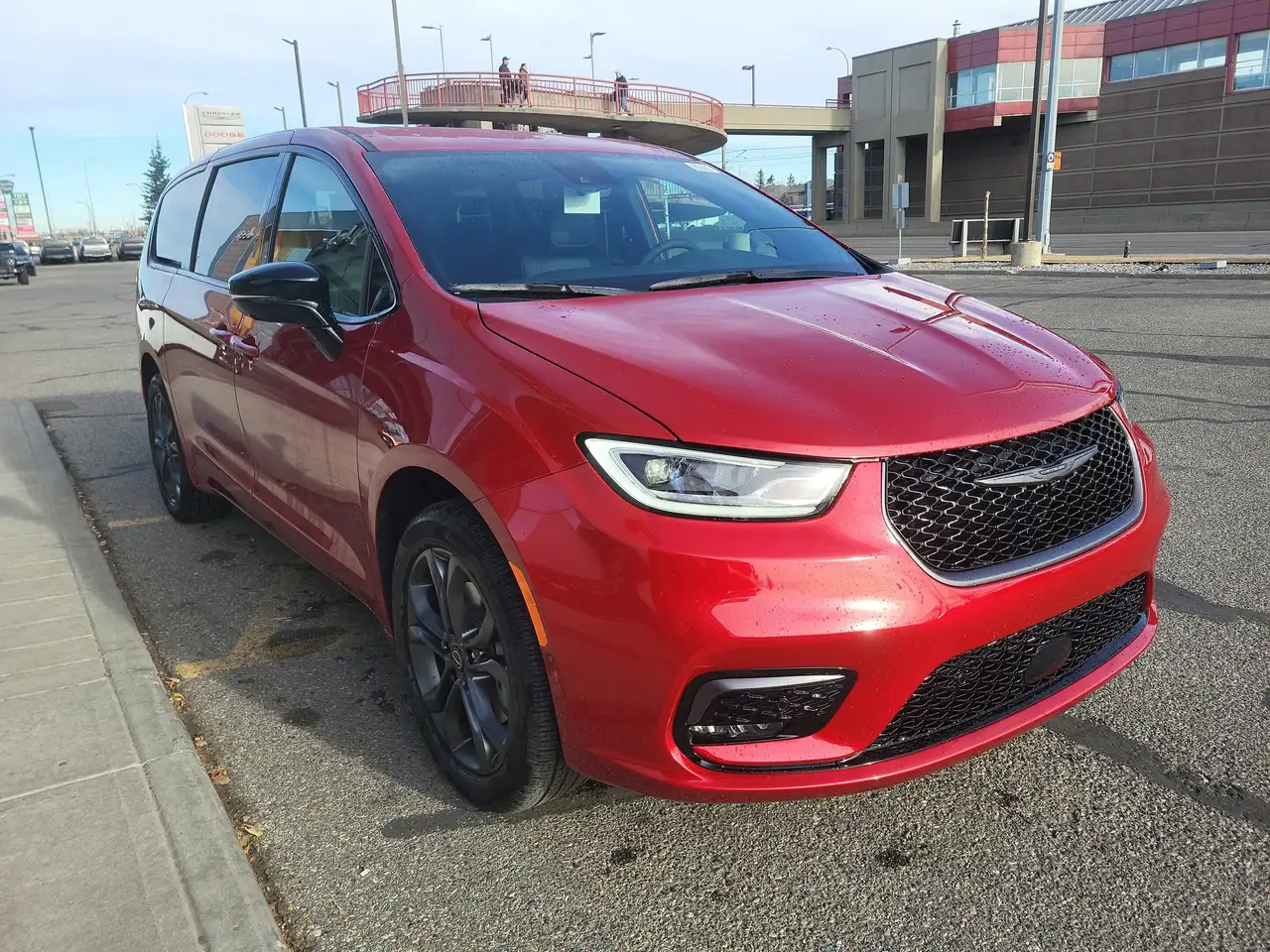 Chrysler Pacifica photo Chrysler Pacifica