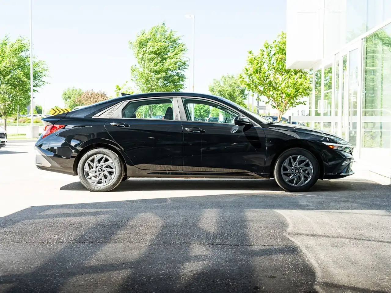 Hyundai ELANTRA снимка Hyundai ELANTRA
