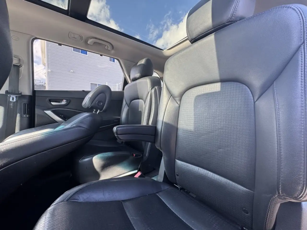 Hyundai SANTA FE снимка Hyundai SANTA FE