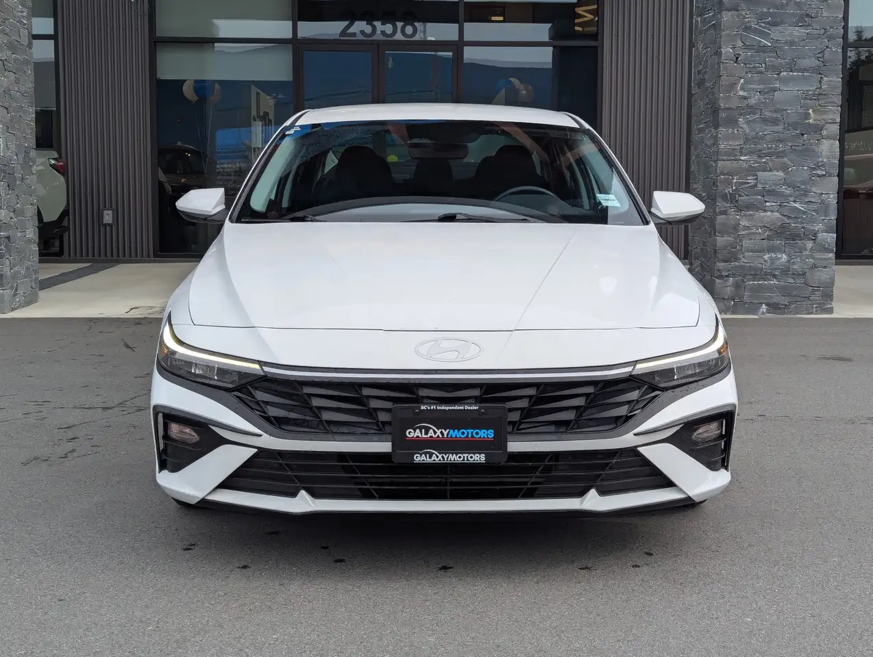 Hyundai ELANTRA снимка Hyundai ELANTRA