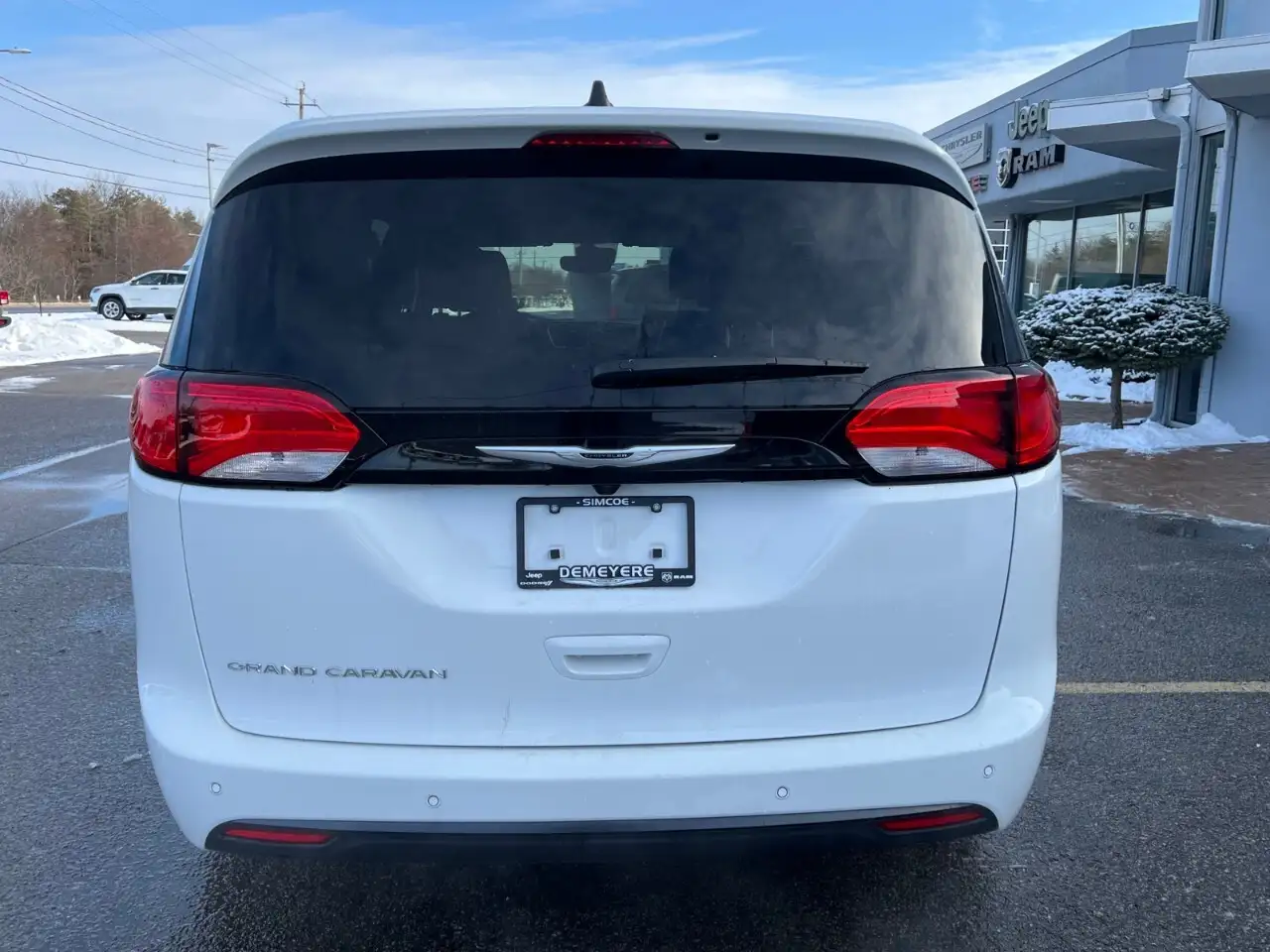 Chrysler Grand Caravan photo Chrysler Grand Caravan