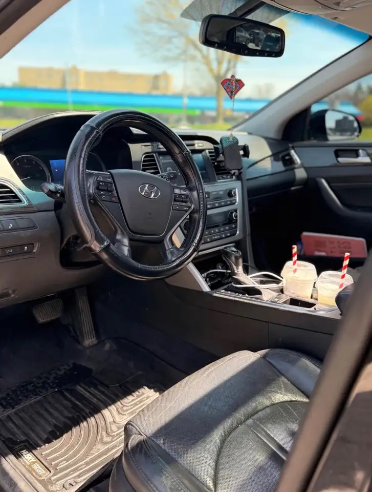 Hyundai SONATA снимка Hyundai SONATA