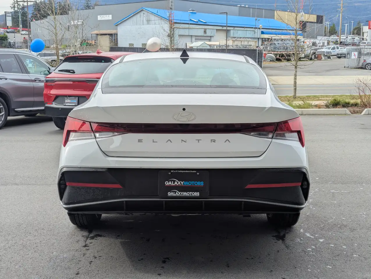 Hyundai ELANTRA снимка Hyundai ELANTRA
