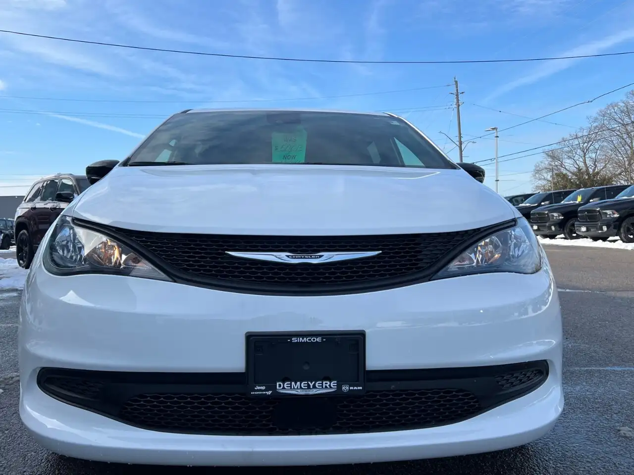 Chrysler Grand Caravan photo Chrysler Grand Caravan