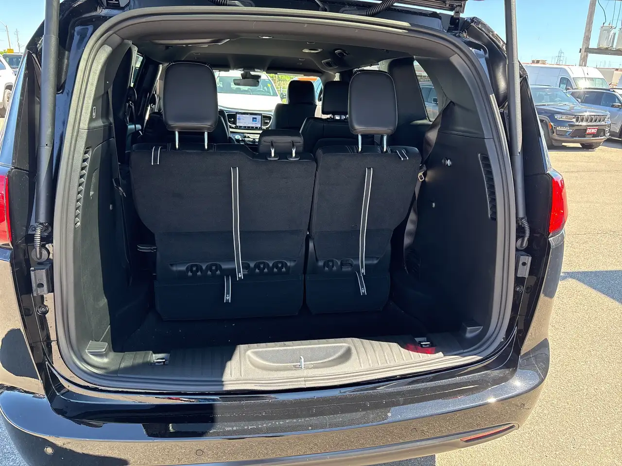 Chrysler Grand Caravan fotografie Chrysler Grand Caravan