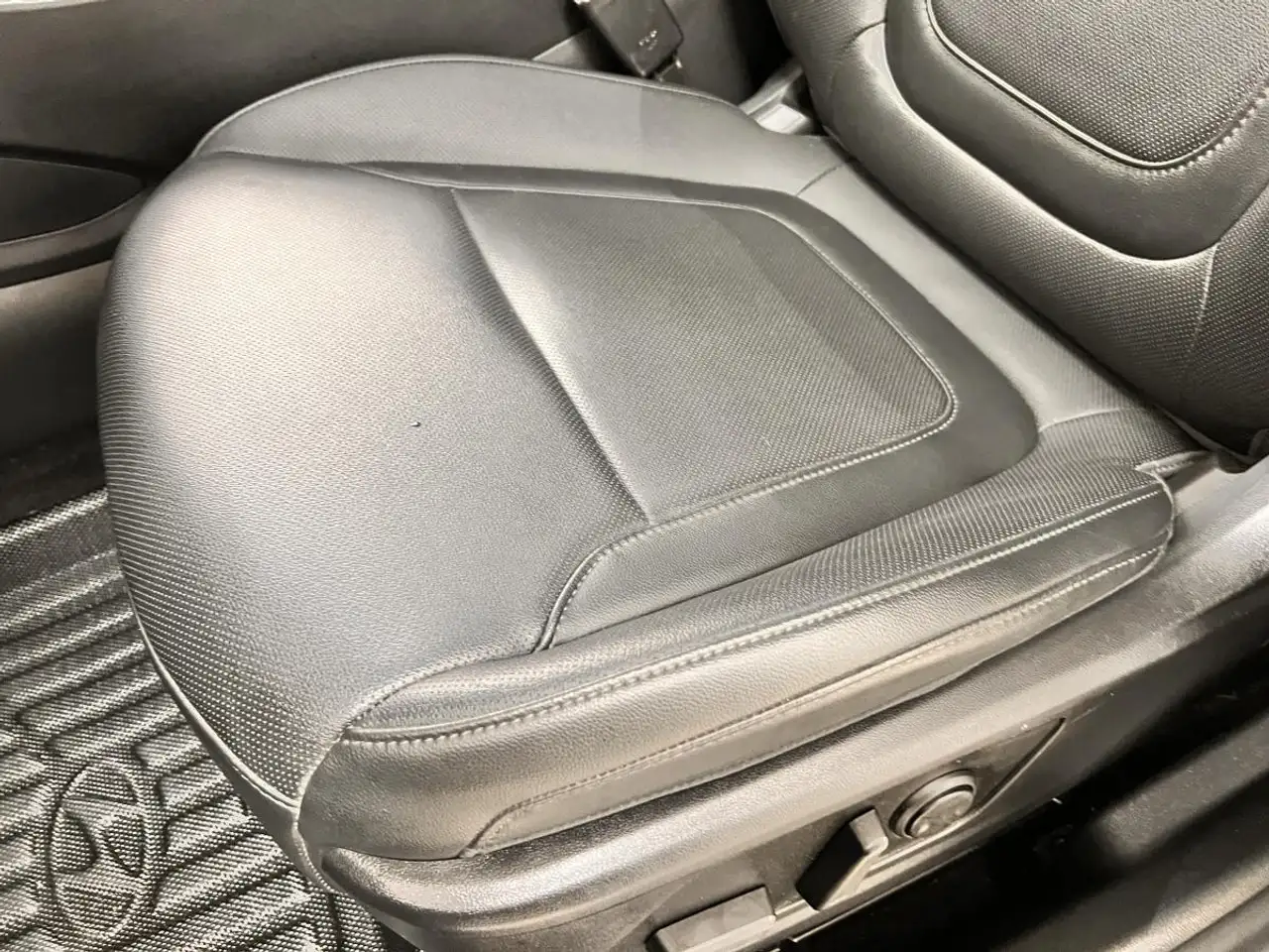 Hyundai Santa Cruz снимка Hyundai Santa Cruz