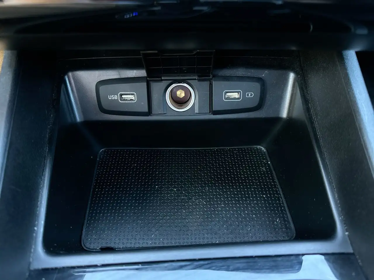 Hyundai Santa Cruz снимка Hyundai Santa Cruz